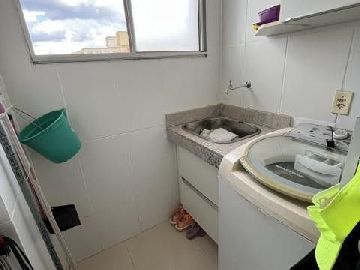 �rea de servi�o