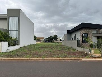 Terreno/Lote