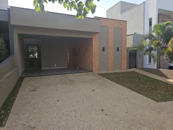 Casa em Condomínio - Ribeirão Preto, SP no bairro Jardim Cybelli
