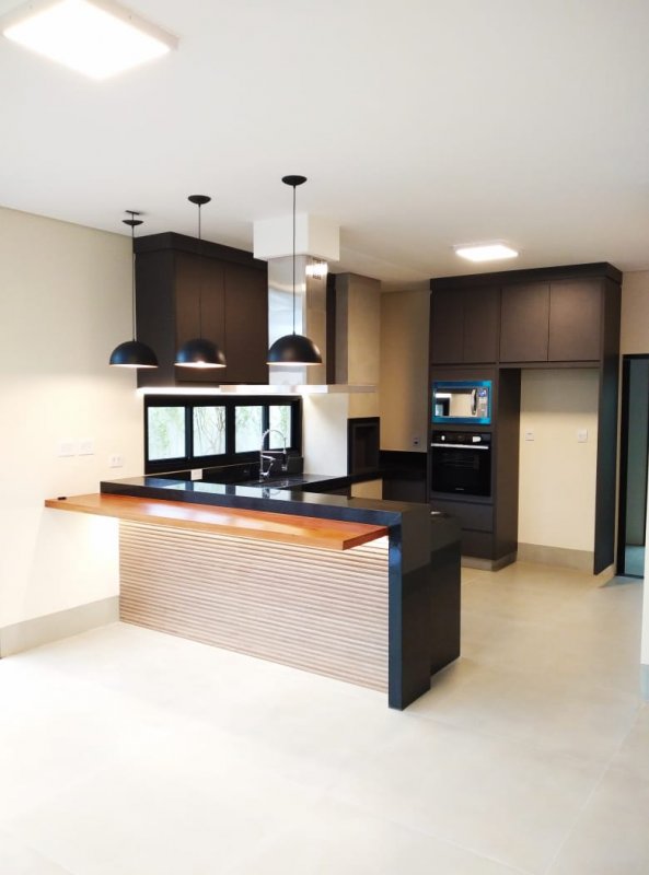 Casa em Condomínio - Ribeirão Preto, SP no bairro Vila do Golf — foto 5